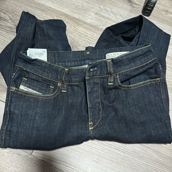 Diesel Bootzee-St Regular Slim Bootcut Jeans Size 25 - Picture 2 of 6